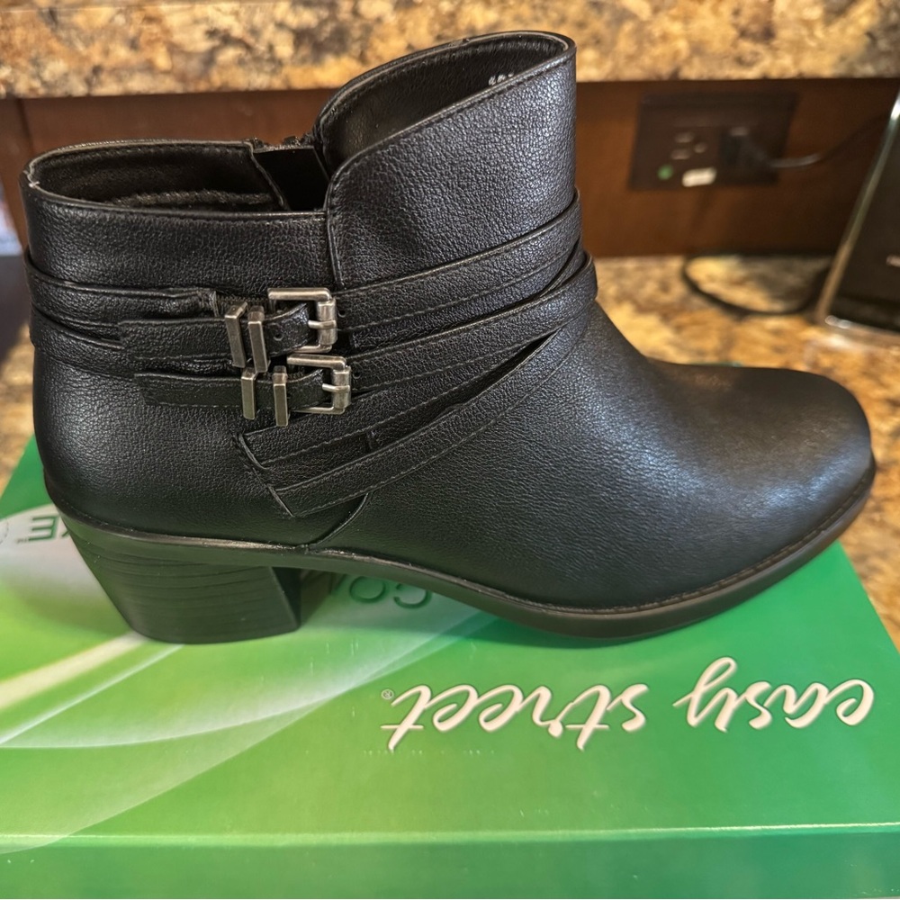 Women’s Kory Heel Block Booties
